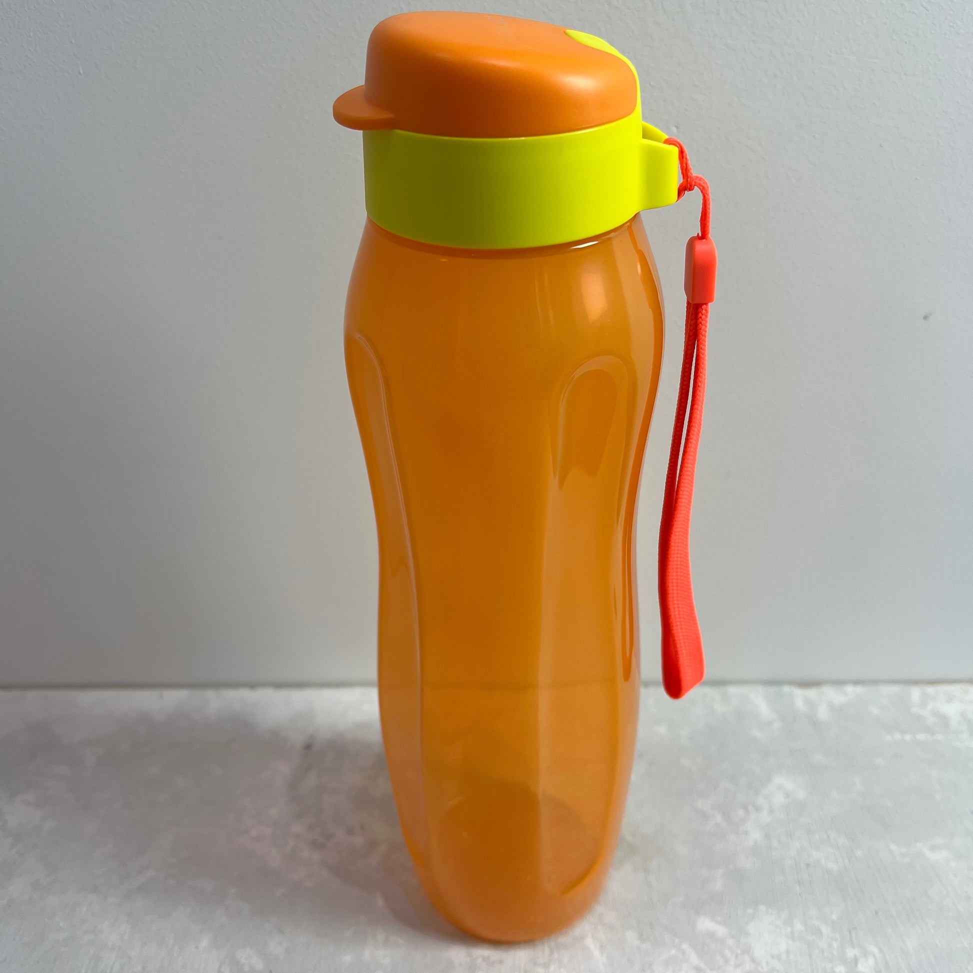 1 liter slim easy cap bottle