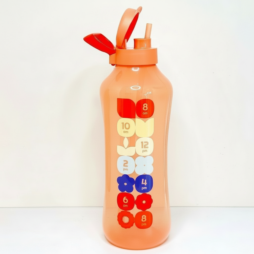 2 liters bottle + straw