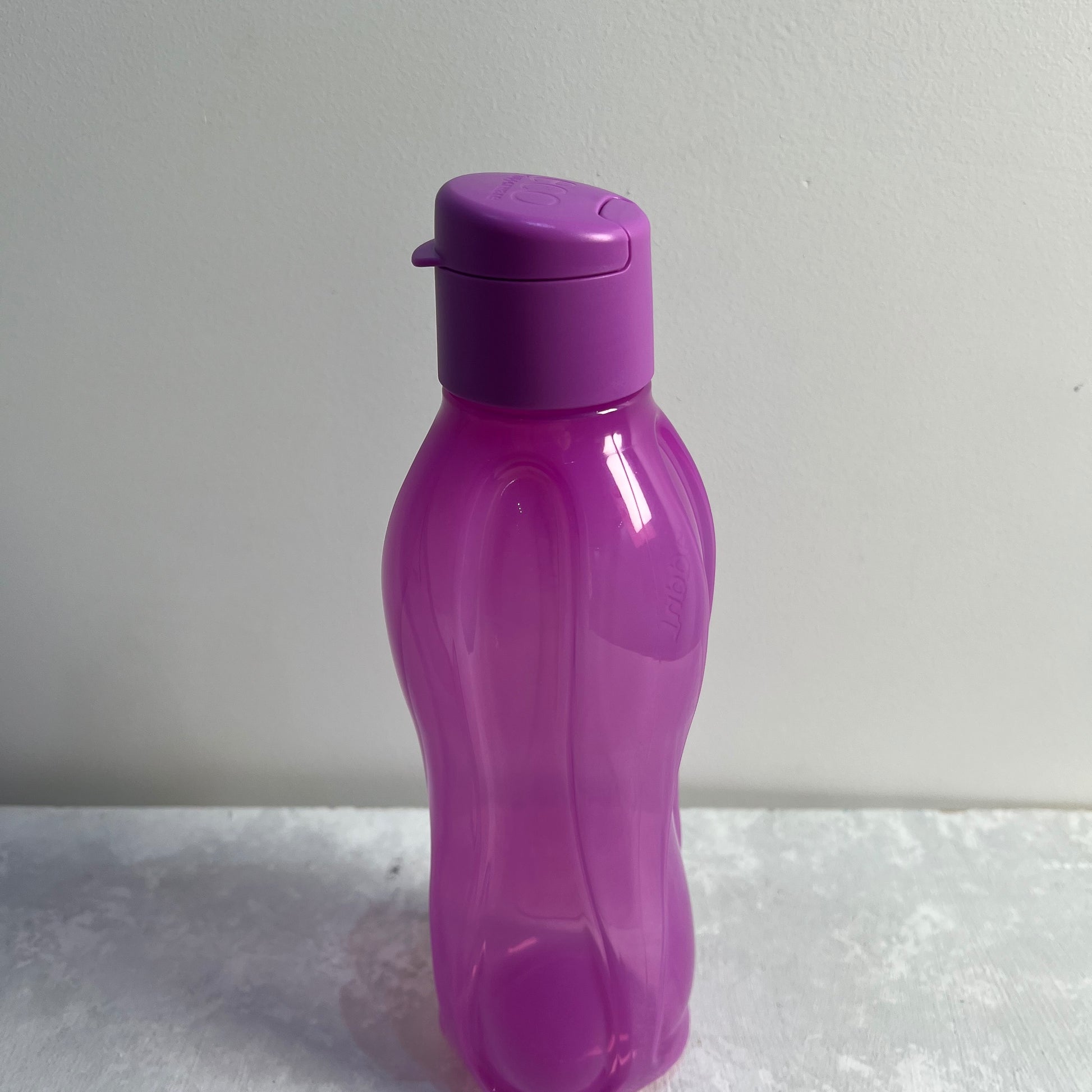 750 ml easy cap bottle