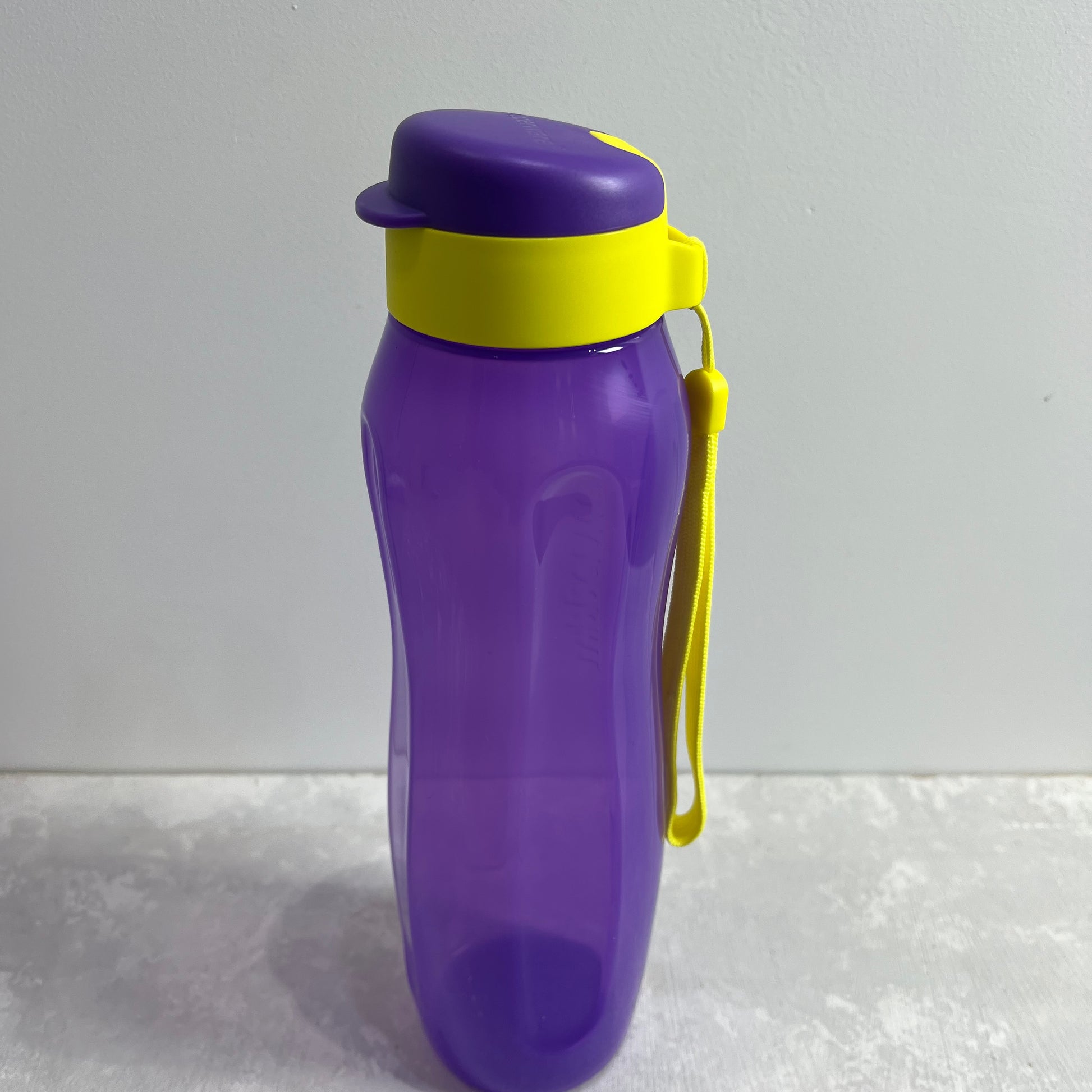 1 liter slim easy cap bottle