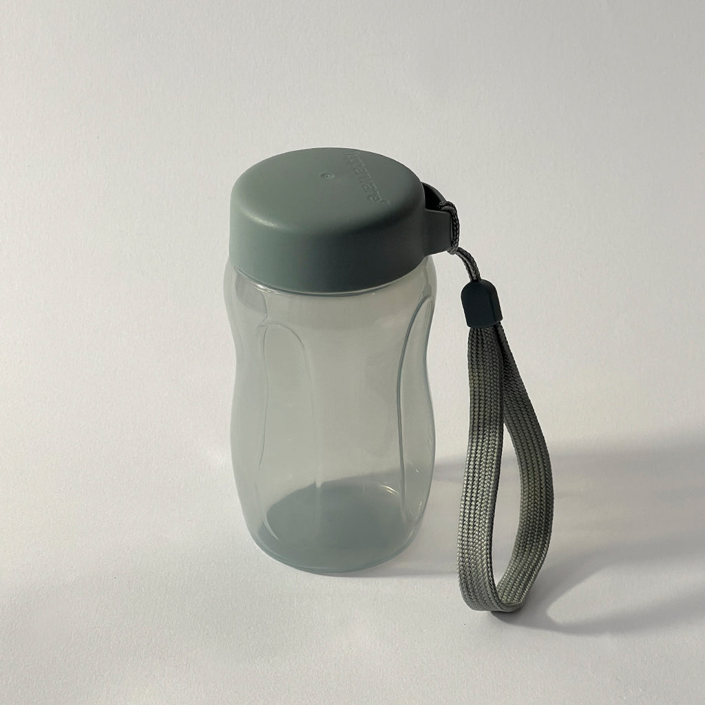 310 ml cap bottle + strap