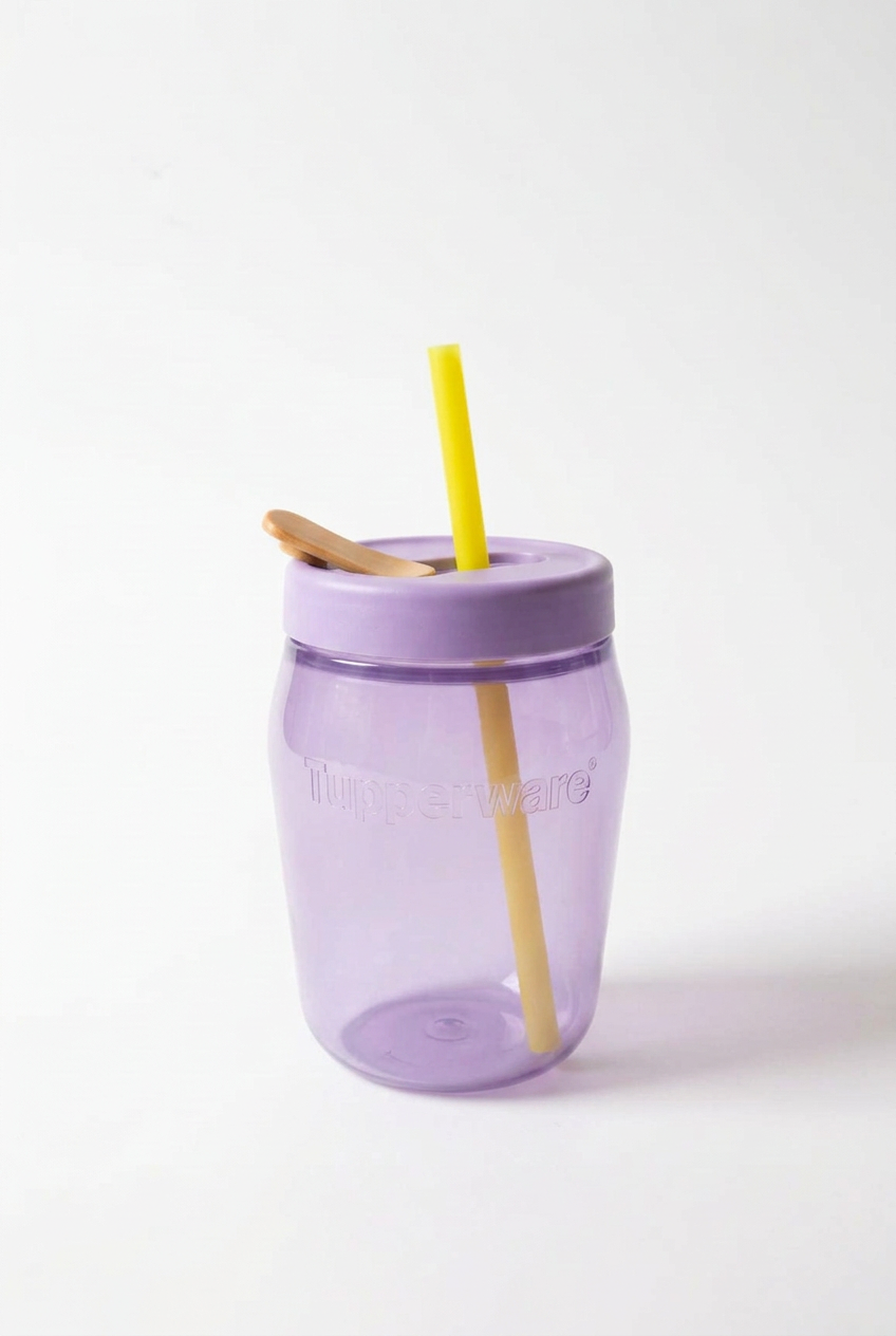 Tupperware 550 ml jar + straw