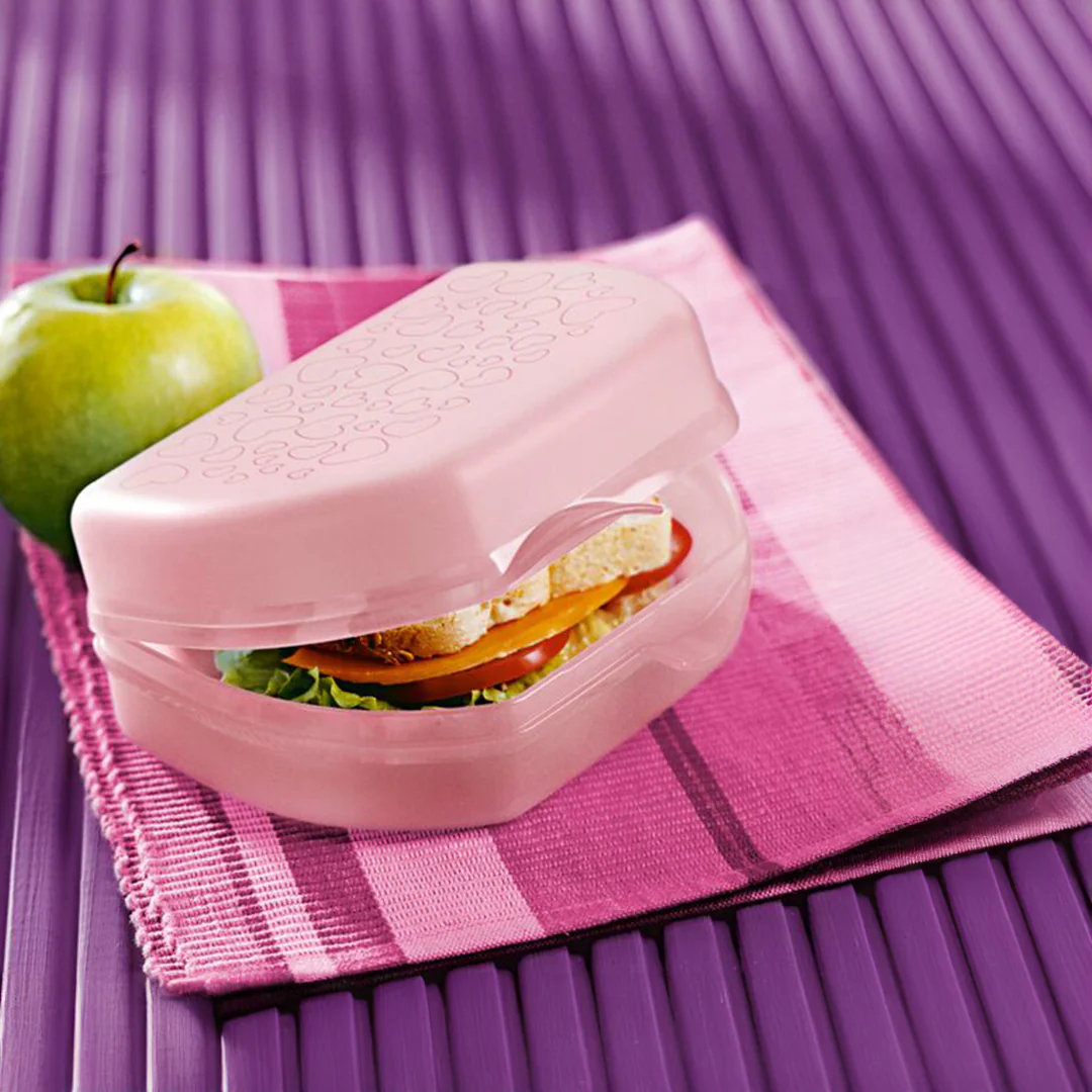 Hearts lunchbox