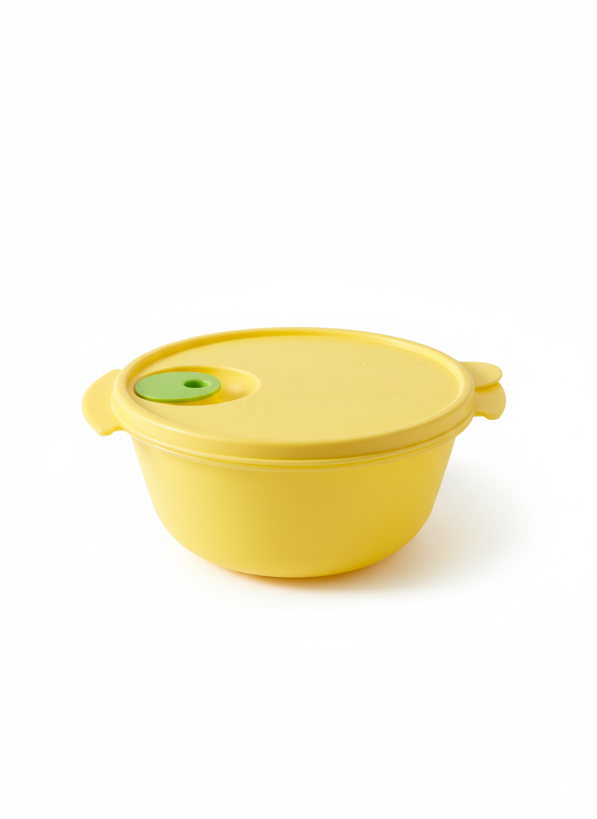 Tupperware Carry all Microwave bowl