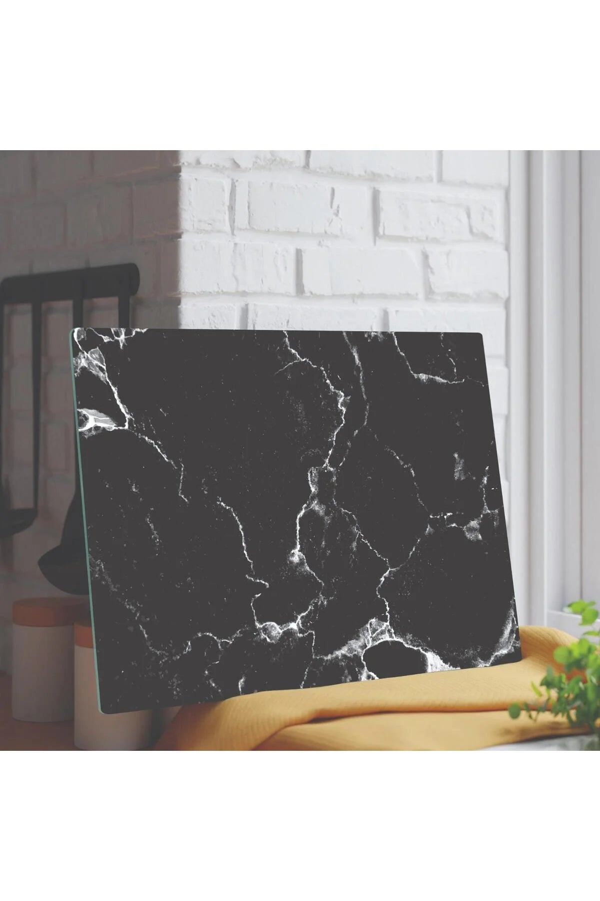 Black glass cutting board - 25*35 cm