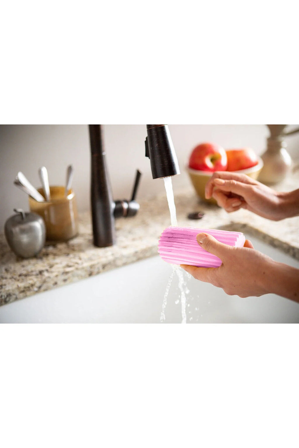 Scrub Daddy Dust Sponge
