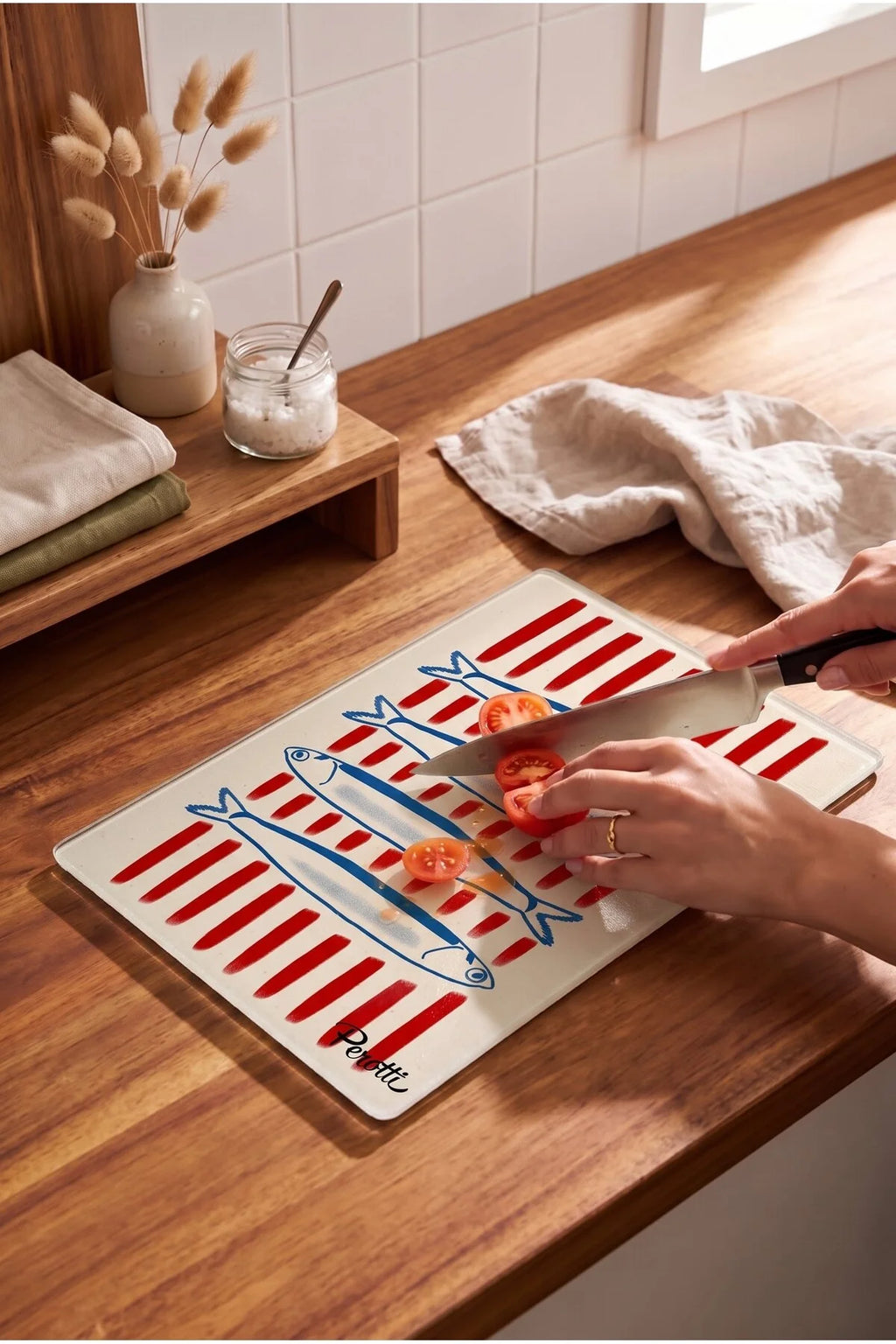Sardines Glass Cutting Board | 20x30 cm