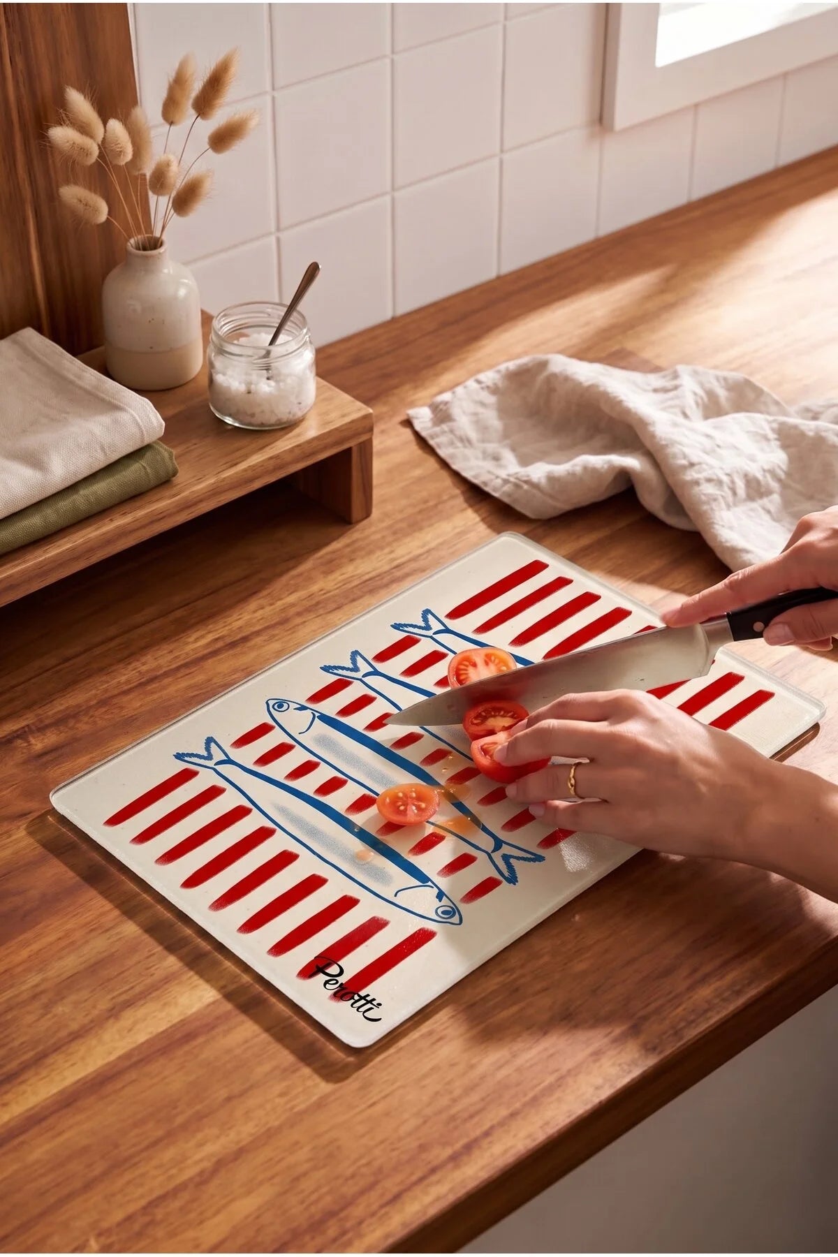Sardines Glass Cutting Board | 20x30 cm