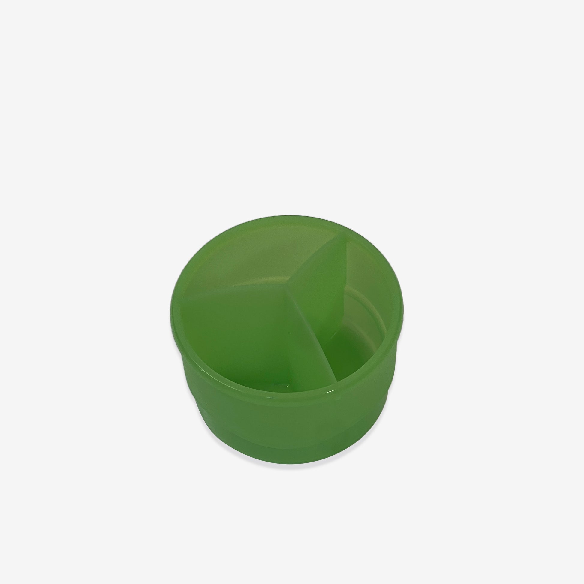 Formula dispenser